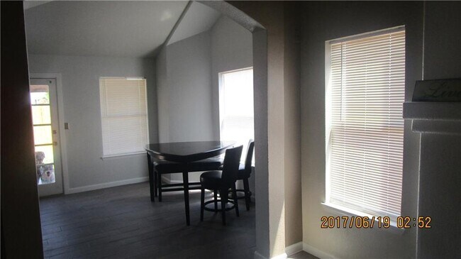 Building Photo - 394 Brill Cir