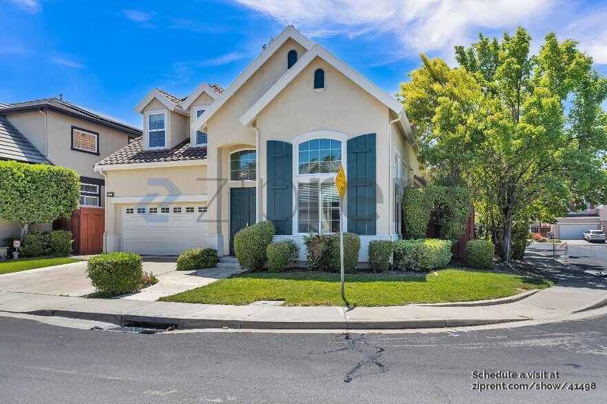 Building Photo - 4364 Belcarra Ct