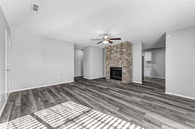 Building Photo - 4520 W Franciscan Trail