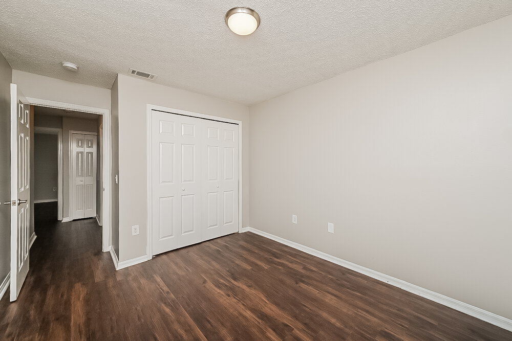 Building Photo - 30615 Double Dr