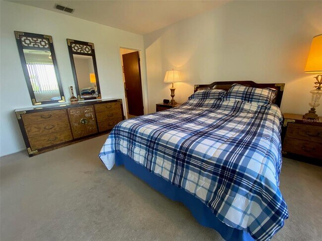 Building Photo - 9940 Eagles Point Cir