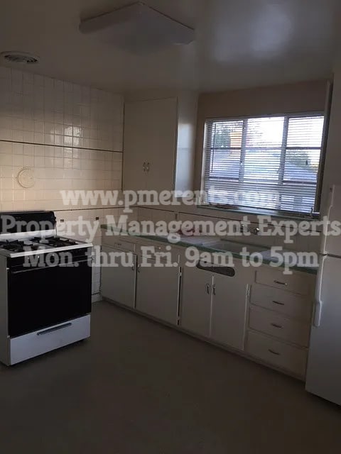 Building Photo - 7 E Magnolia St