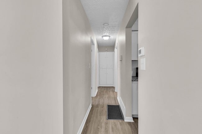 Building Photo - 3134 Medina Ave