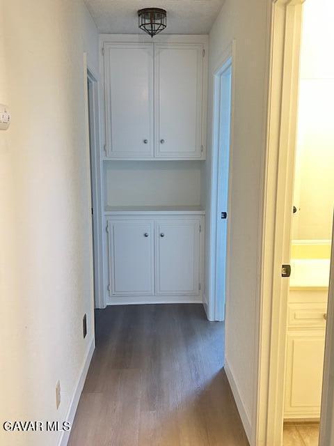 Building Photo - 431 Fantasy St