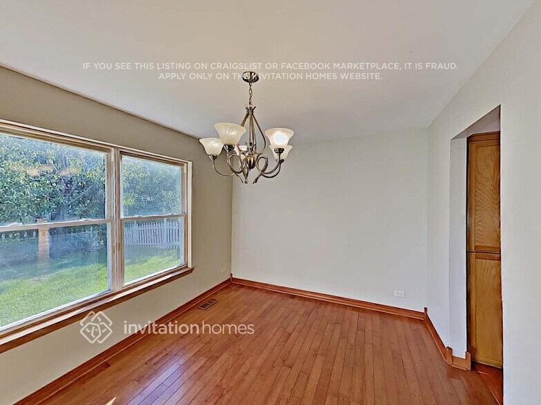 Building Photo - 463 Hadley Ct