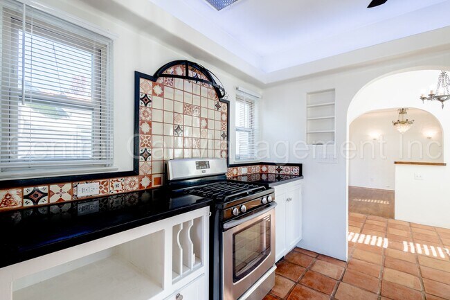 Building Photo - 3 Bedroom/2.5 Bath Home with a Mother In Law Unit - $2595 per month!