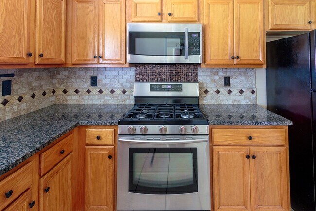 Building Photo - Home for rent in Prattville