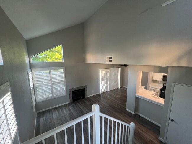 Building Photo - 267 Tamarisk Cir