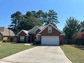 Building Photo - Beautiful 5 BR, 2.5 BA Home in Columbia Co...