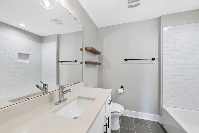 Building Photo - 2200-102 Millbank Village CT