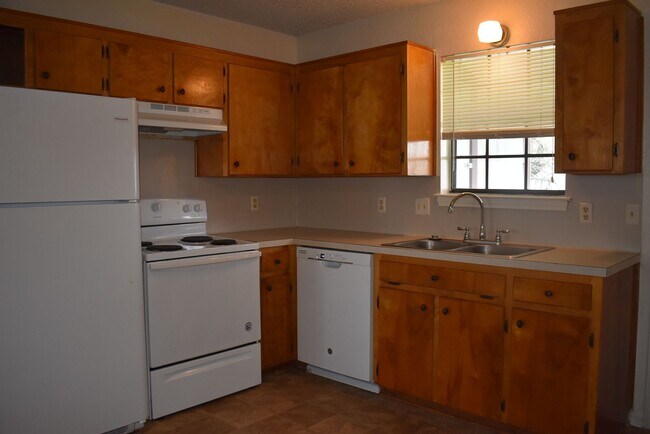 Building Photo - 504 Northern Dove Ln