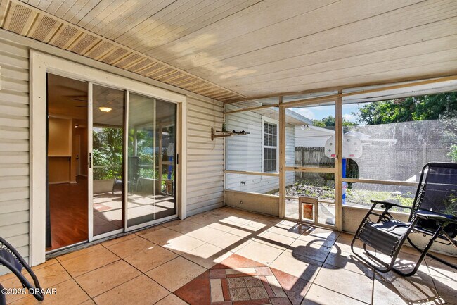 Building Photo - 1133 Squirrel Nest Ln