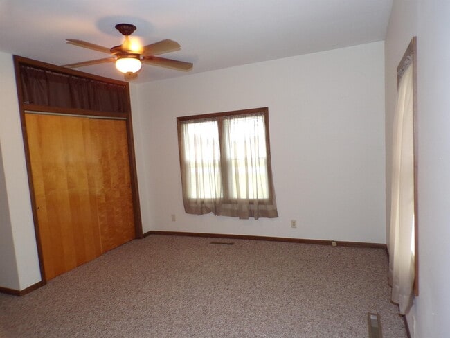 Building Photo - 14780 Lickley Rd