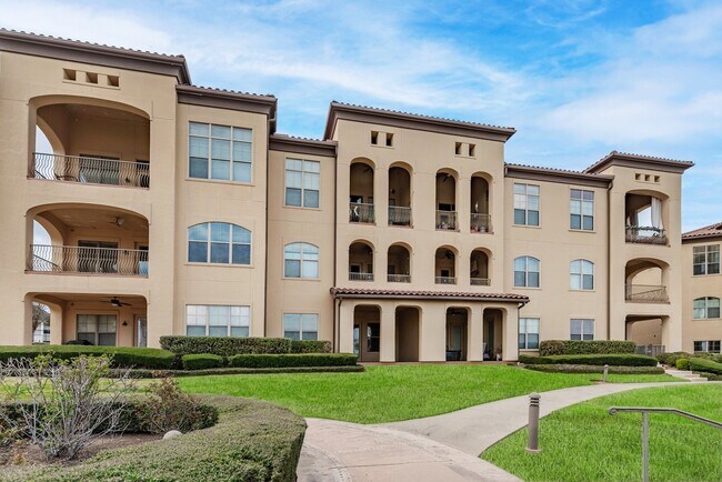 Building Photo - 17040 W Farm To Market 1097