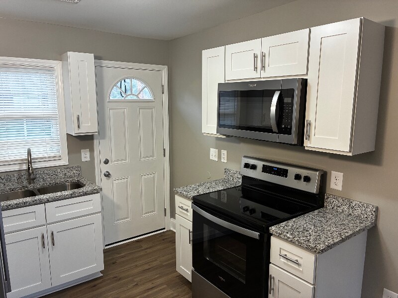 Building Photo - 800 Dodson Mill Rd