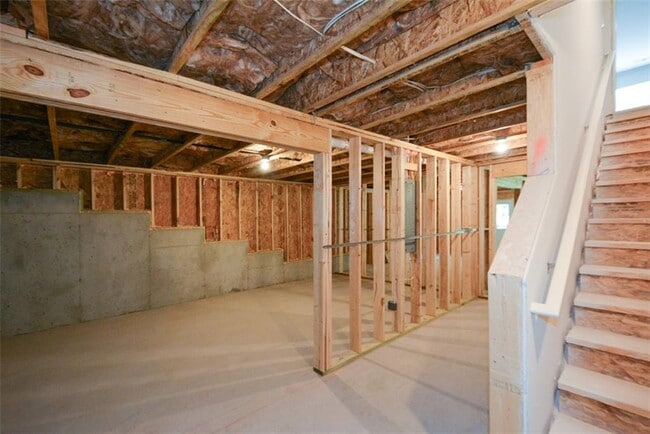 Building Photo - 331 Belmont Dr