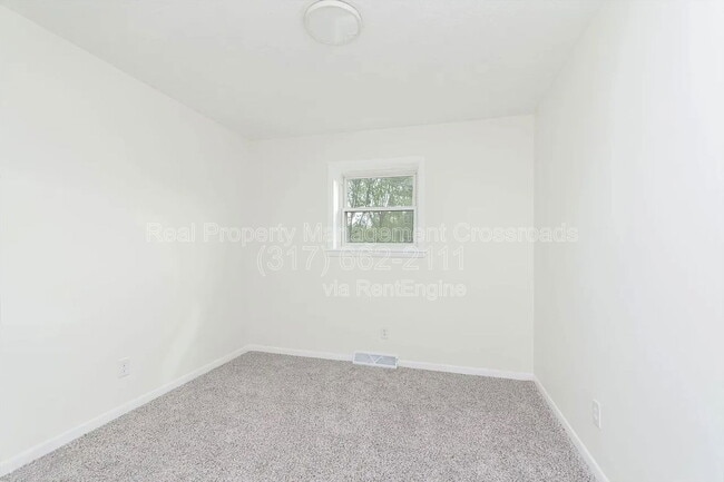 Building Photo - 7737 Southfield Dr