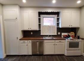 Building Photo - 171 Green St