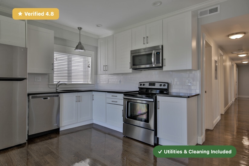 Building Photo - Furnished Private Bedroom in East Boston