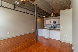Building Photo - Nash Street Lofts