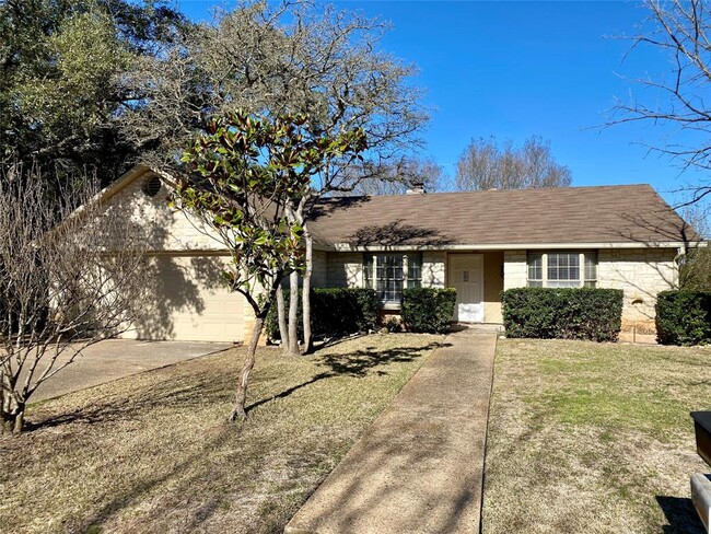 Primary Photo - 5502 Longhorn Landing