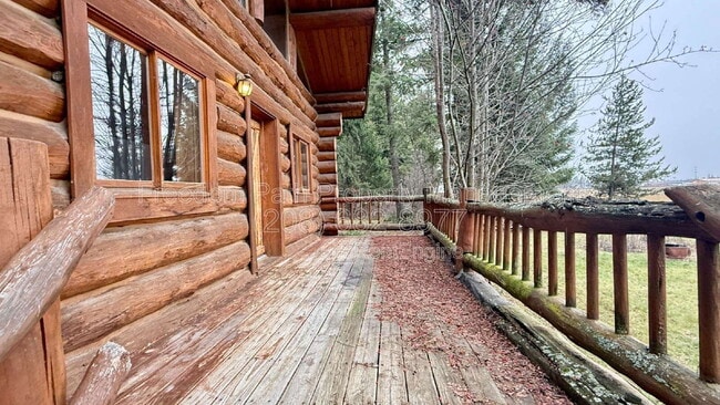 Building Photo - 520 Day Break Rd