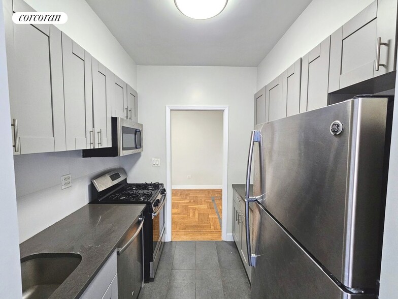 Building Photo - 5400 Fieldston Rd