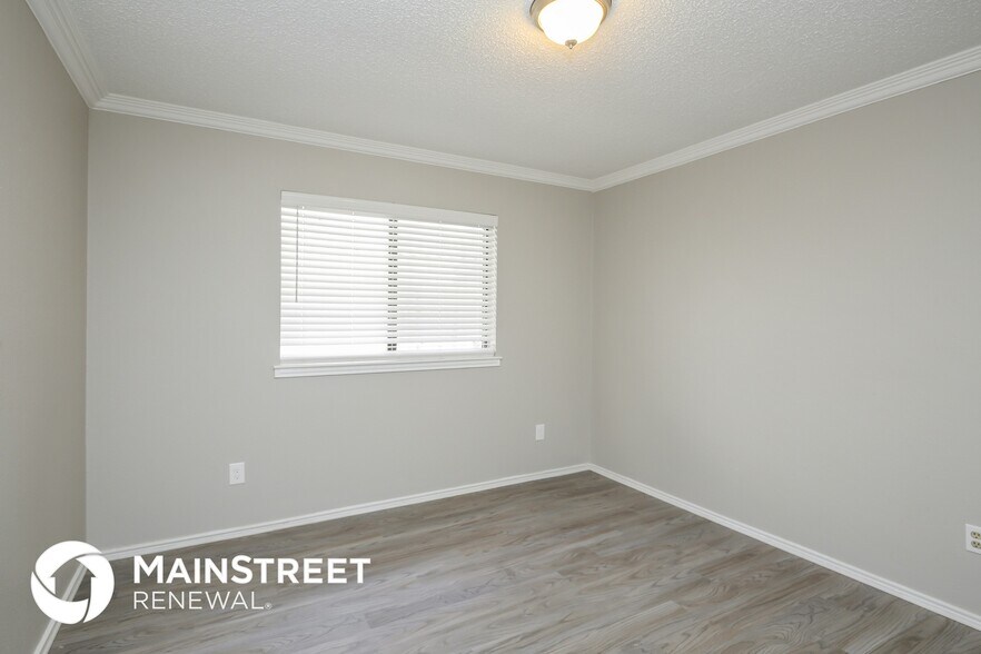 Building Photo - 1616 Allen Dr