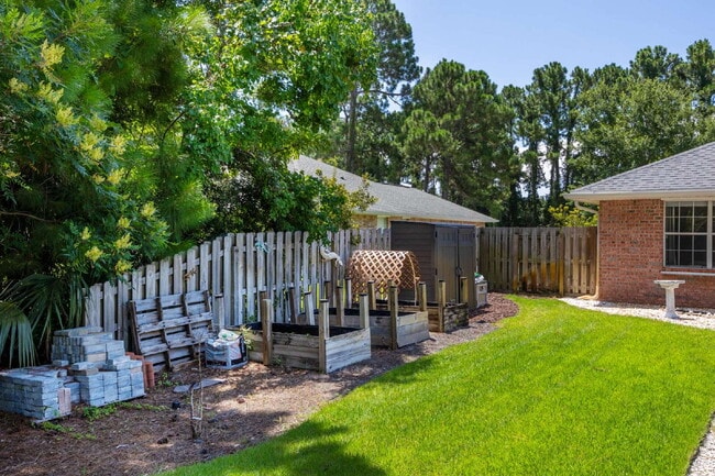 Building Photo - "Coastal Elegance Awaits: Spacious 4-Bed Oasis with $400.00 Off First Full Months Rent!"