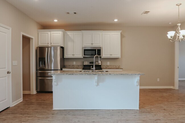 Building Photo - Family Home in Shelbi Place Available June 2026