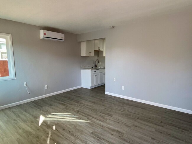 Building Photo - 4581-4585 32nd Street