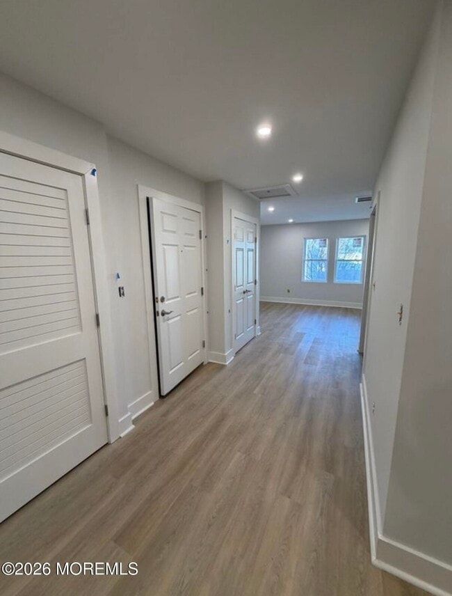 Building Photo - 808 Asbury Ave