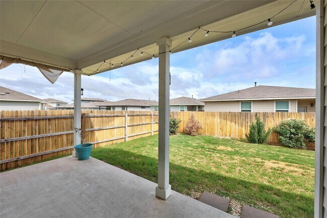 Building Photo - 141 Parryi Cove