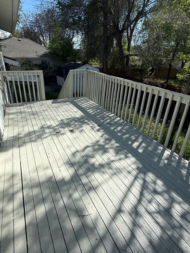 Building Photo - Great home with 2 car garage, deck and shed, fenced yard in Roy for rent