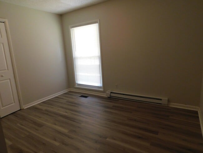 Building Photo - 712 National Dr