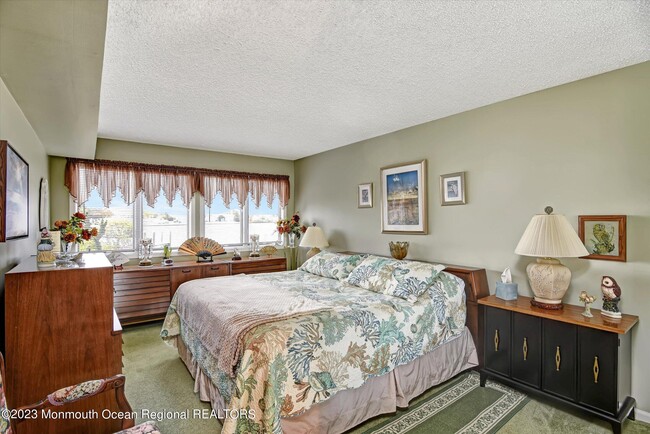 Building Photo - 77 E Water St