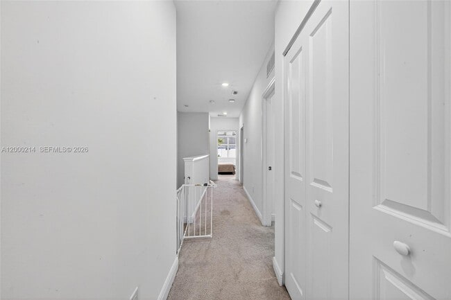 Building Photo - 4349 Veleiros Ave