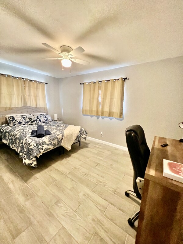 Building Photo - 506 Balboa Dr