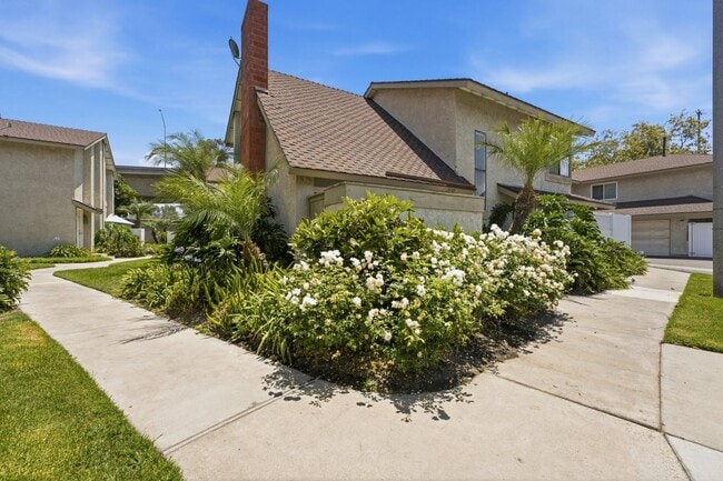 Building Photo - 15192 Moir Ct