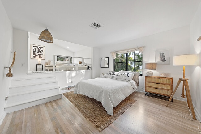 Building Photo - 1271 Morse Blvd