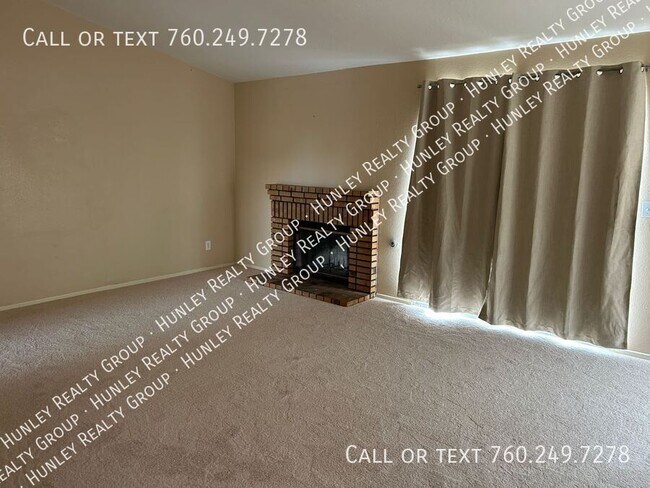 Building Photo - 13560 La Villa Dr