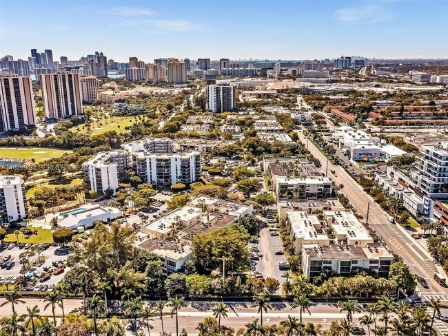 Building Photo - 20401 NE 30th Ave