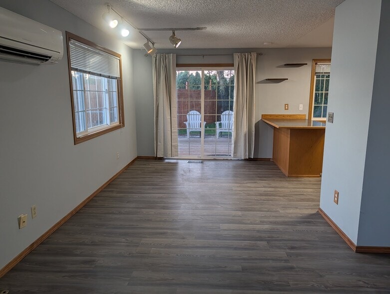 Building Photo - 13701 Douglas Rd