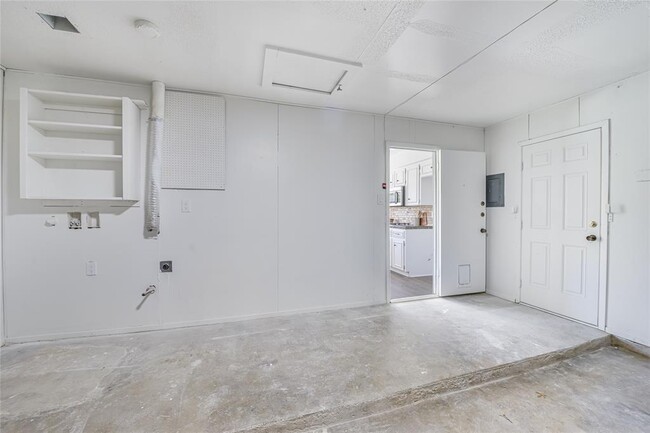 Building Photo - 1503 Westbury Trail