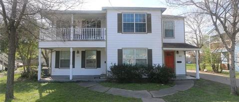 Building Photo - 2927 S Staples St