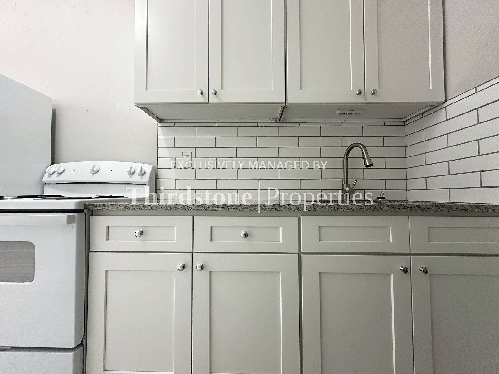 Building Photo - 82 W 32nd St