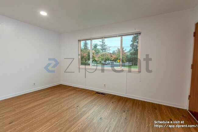 Building Photo - 3040 Blane Way