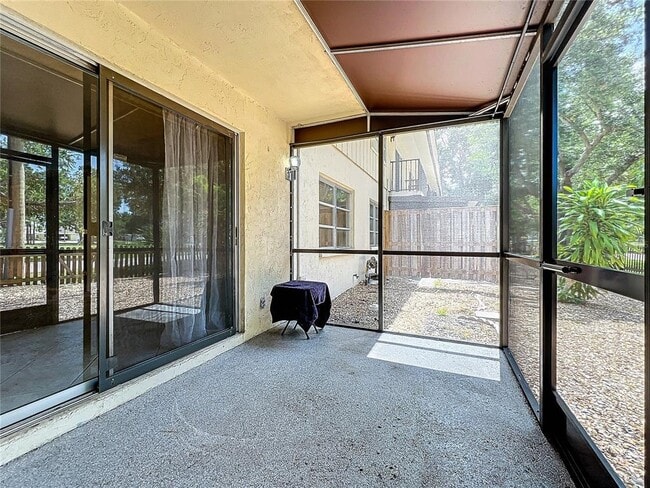 Building Photo - 509 Parkdale Mews