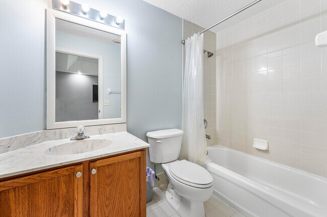 Building Photo - 14693 62nd Ct N