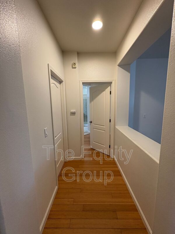 Building Photo - 2422 N Leila St